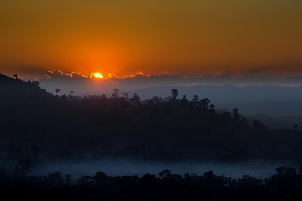 La Vue Resort Kaziranga Bagian luar foto