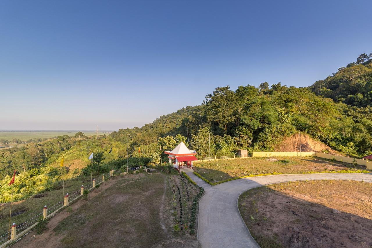 La Vue Resort Kaziranga Bagian luar foto
