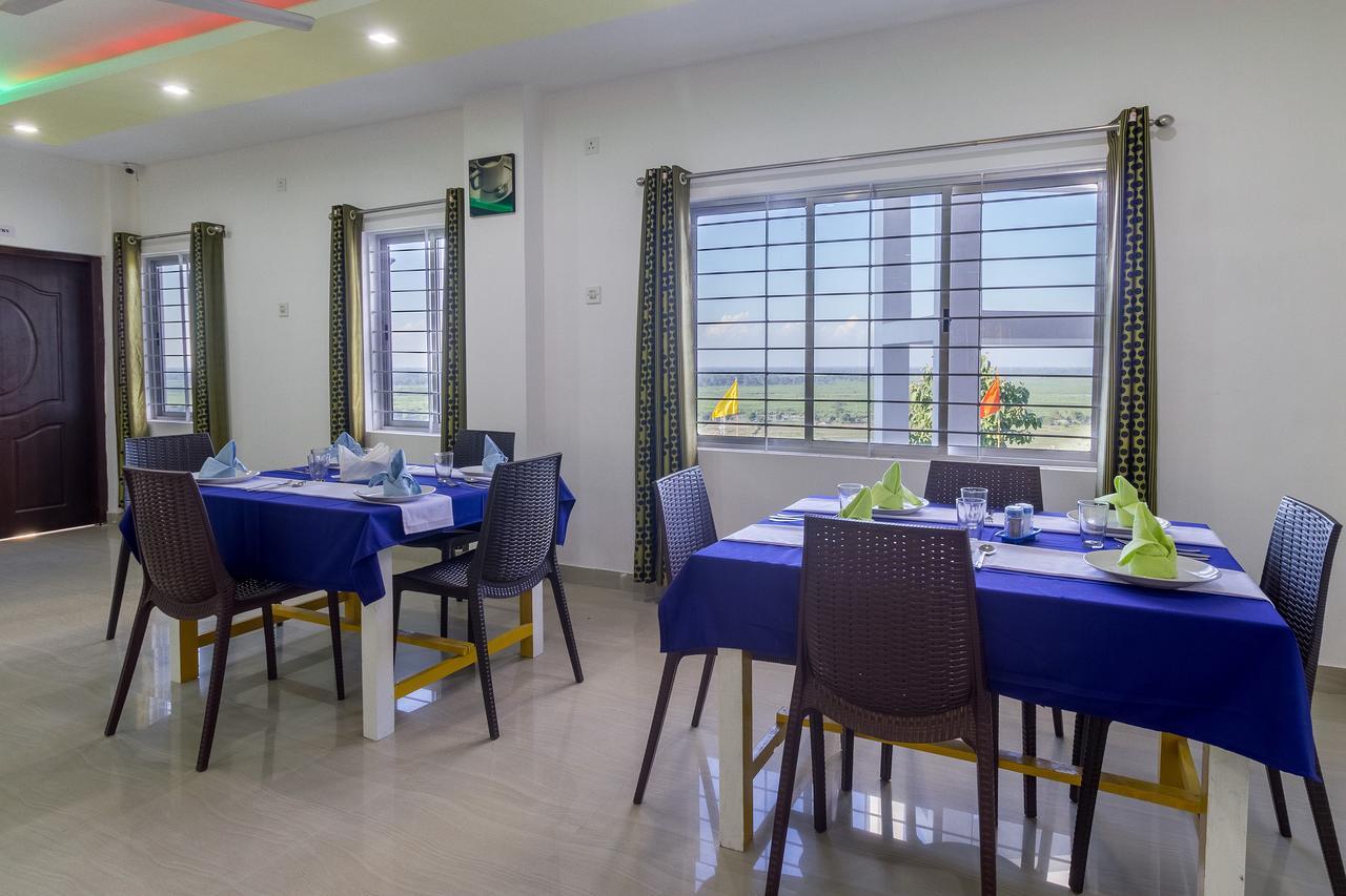 La Vue Resort Kaziranga Bagian luar foto